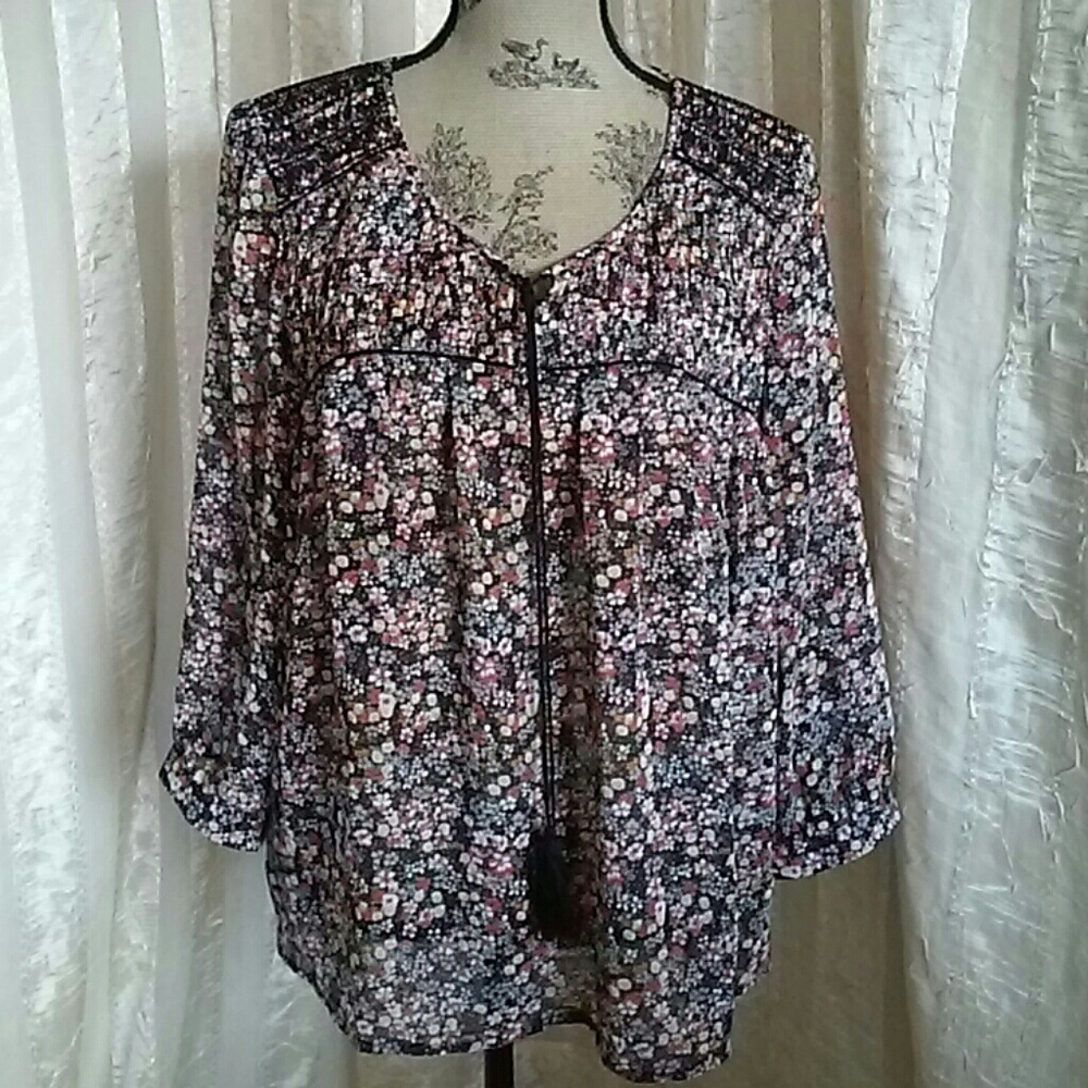 Two Vince Camuto Women's Sheer Floral Blouse Top